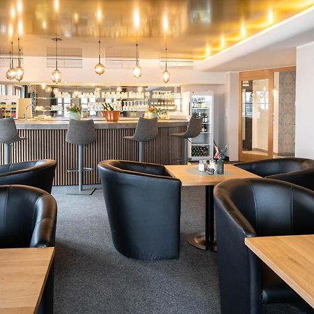 Sopherl Am See - Fruehstueck Auf Der Seeterrasse, Sehr Ruhig Und Wunderschoen Am See, 3 Minuten Nach Oberpfaffenhofen, Viele Radtouren, Restaurants & Cafes In Der Umgebung Wessling Exterior photo
