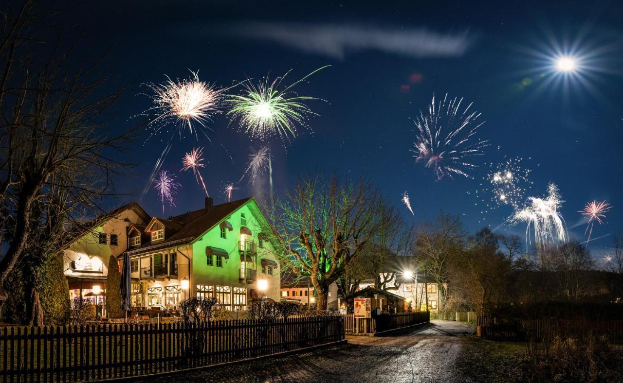 Sopherl Am See - Fruehstueck Auf Der Seeterrasse, Sehr Ruhig Und Wunderschoen Am See, 3 Minuten Nach Oberpfaffenhofen, Viele Radtouren, Restaurants & Cafes In Der Umgebung Wessling Exterior photo