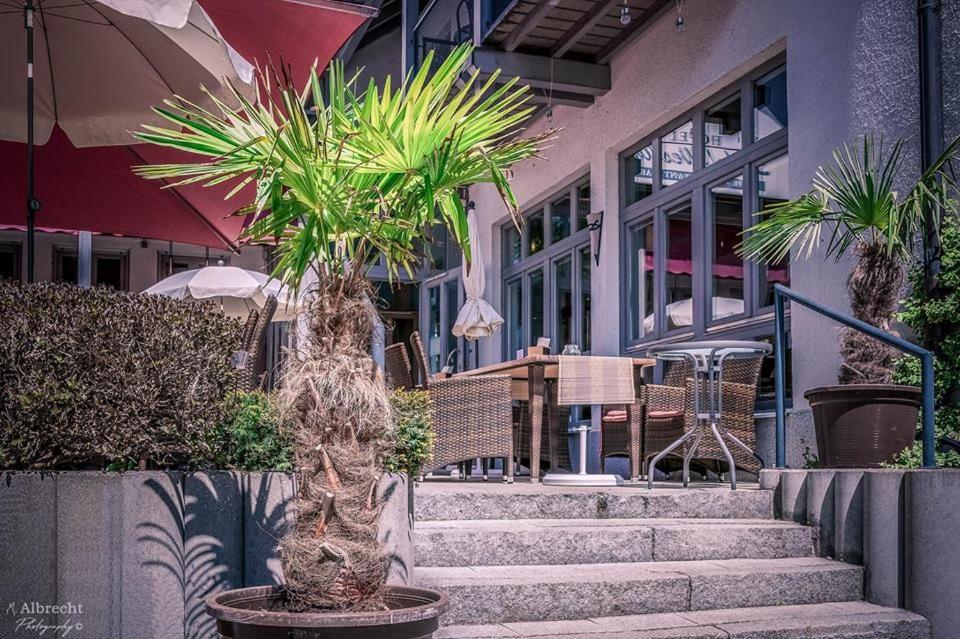 Sopherl Am See - Fruehstueck Auf Der Seeterrasse, Sehr Ruhig Und Wunderschoen Am See, 3 Minuten Nach Oberpfaffenhofen, Viele Radtouren, Restaurants & Cafes In Der Umgebung Wessling Exterior photo