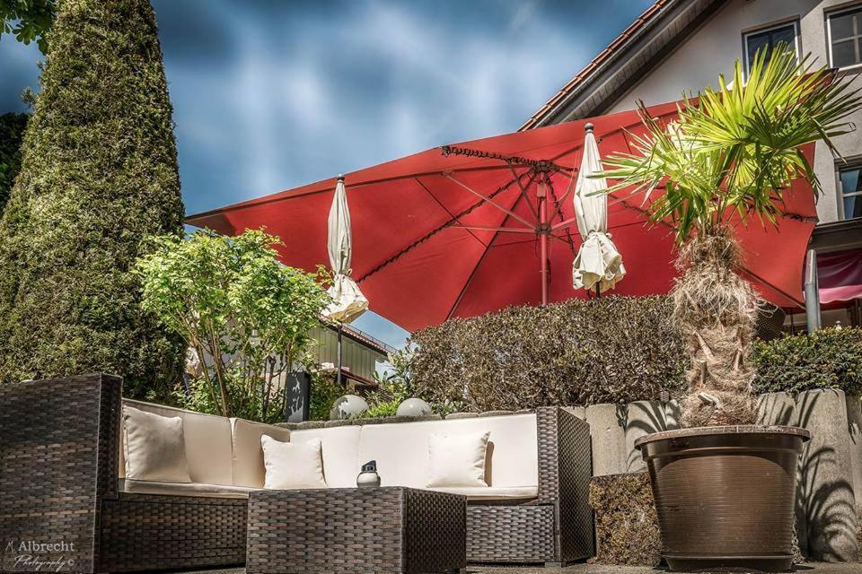 Sopherl Am See - Fruehstueck Auf Der Seeterrasse, Sehr Ruhig Und Wunderschoen Am See, 3 Minuten Nach Oberpfaffenhofen, Viele Radtouren, Restaurants & Cafes In Der Umgebung Wessling Exterior photo